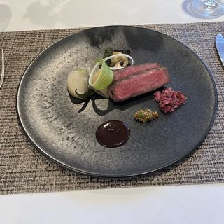 肉としば漬けのソースの相性が良く美味しかったです