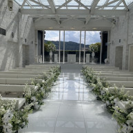 チャペル入り口から見たチャペル内