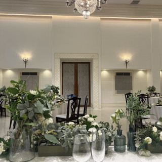 白とグリーンを基調にナチュラルな雰囲気でした