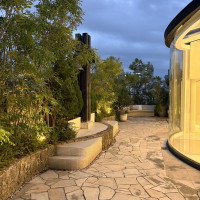 披露宴やチャペルから見える緑が良い