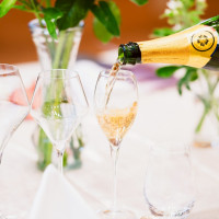 シャンパンで乾杯