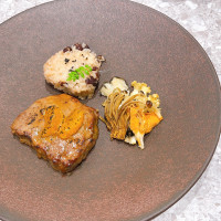 おこわとステーキ