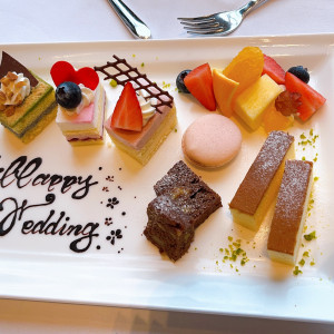 試食のスイーツ盛り|772677さんのラグナヴェール プレミア(LAGUNAVEIL PREMIER)の写真(2546907)