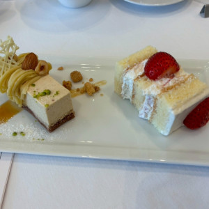 白妙メニュー
デザート&ウェディングケーキ|772829さんのセントレジェンダOKINAWA(CENTLEGENDA OKINAWA)の写真(2564316)