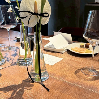 披露宴会場に置いていただいた花