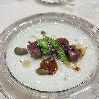 肉料理、ソースが選べる