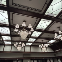 披露宴会場「翠鳴館」天井です
