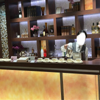 披露宴会場外の、バーカウンターです