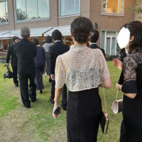 披露宴会場までの道です