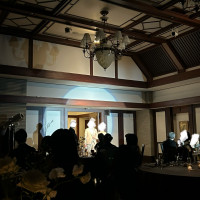 披露宴会場「翠鳴館」扉です