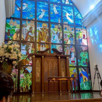 チャペルのステンドグラスです