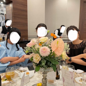 披露宴会場テーブルコーディネートです|772949さんのアートグレイス フォレスト迎賓館の写真(2576115)