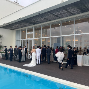 ゲストと対話、ポップコーンを置いて楽しんでもらいました|772975さんの茅ヶ崎迎賓館/テイクアンドギヴ・ニーズウェディングの写真(2547137)