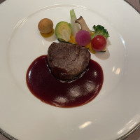 お肉料理（メイン料理）