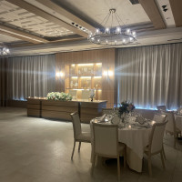 高砂、照明暗め