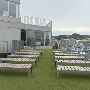 外の挙式会場|773027さんのHOTEL AO KAMAKURA（ホテル 青 鎌倉）の写真(2547627)