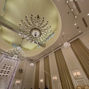 とても大きな綺麗なシャンデリア|773054さんの18（アンウィット）Produced by Casa d' Angelaの写真(2550400)