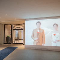 入り口（モニターに好きな写真を出せます）