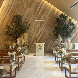 横のカーテンを開けると太陽光が綺麗に入ります。|773078さんのTHE SEASON'S（ザ・シーズンズ）/テイクアンドギヴ・ニーズウェディングの写真(2547854)