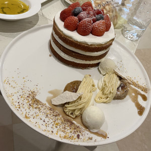 新郎新婦控室で頂いたウェディングケーキ|773121さんのヒルサイドクラブ迎賓館(八王子)/テイクアンドギヴ・ニーズウェディングの写真(2548137)