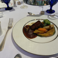 メインディッシュ肉料理（食事会）