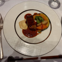 メインの肉料理