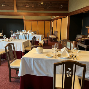 テーブルのクロスなどはお選びいただけます。|773276さんの神戸迎賓館 旧西尾邸 (兵庫県指定重要有形文化財)の写真(2549141)