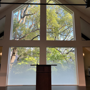 チャペルに大きな窓があるのが素敵です。|773276さんの神戸迎賓館 旧西尾邸 (兵庫県指定重要有形文化財)の写真(2549144)