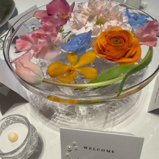 1番安い価格の装花の水桶に浮かべるタイプ