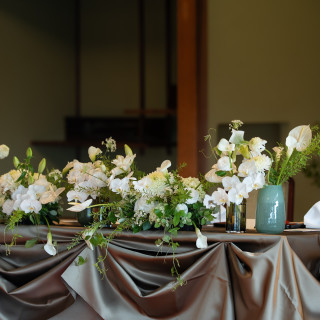 披露宴会場新郎新婦席