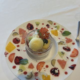ノートルダム大阪ONE/FIVESTAR WEDDINGのクチコミ 料理・ケーキの写真(1枚目)