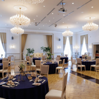 テーブルクロスは青にしました！