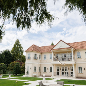 式場の見どころである緑であふれたお庭です|773483さんのフェアブルーム水戸アメイジングステージの写真(2553340)