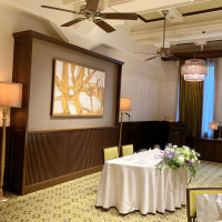 披露宴会場　新郎新婦席