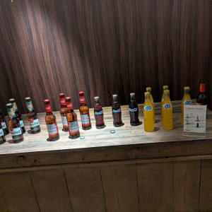 ゲストの待合室に置かれていたフリードリンク|773497さんのBELLE UN JOUR(ベルアンジュール)の写真(2549999)