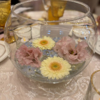 ゲストテーブルの装花です。