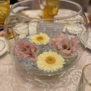 ゲストテーブルの装花です。|773619さんのアニヴェルセル ヒルズ横浜の写真(2575768)