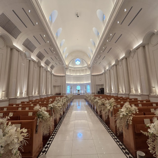 長いバージンロードが印象的でした。