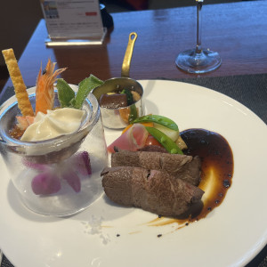 試食です。白いふわふわのスープがめちゃくちゃ美味しいです。|773710さんのTHE GRAND ORIENTAL MINATOMIRAI(グランドオリエンタル みなとみらい)の写真(2550664)