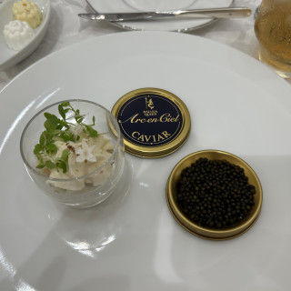 前菜のキャビア