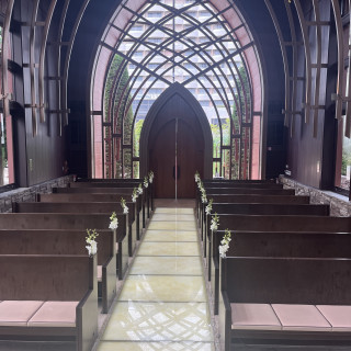 ガラスのチャペル壇上からの景色。