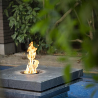 吹き抜け部分に池?のようなものがあり、リゾート感があります。