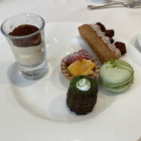 デザートビュッフェ