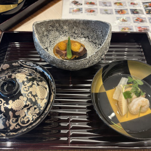 少しわかりにくいですが、1番上のお肉料理が美味しかったです。|773886さんの原宿 東郷記念館の写真(2551883)