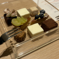 ミニサイズの試食用デザート