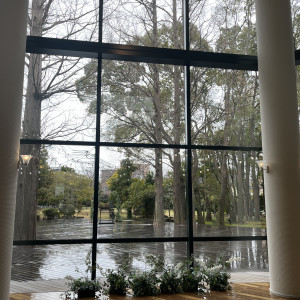 夜のライトアップの際は幻想的な雰囲気になります。|773934さんのグレイスガーデン アルベラの写真(2552686)