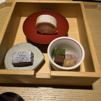 コースのデザートです。