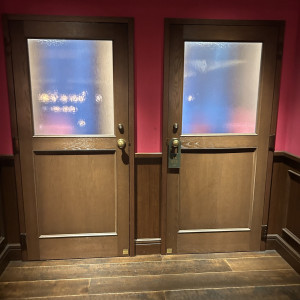 親族控室です
個室になっておりサイズも多様でした|774007さんのTHE CONDER HOUSE（ザ・コンダーハウス）の写真(2552368)