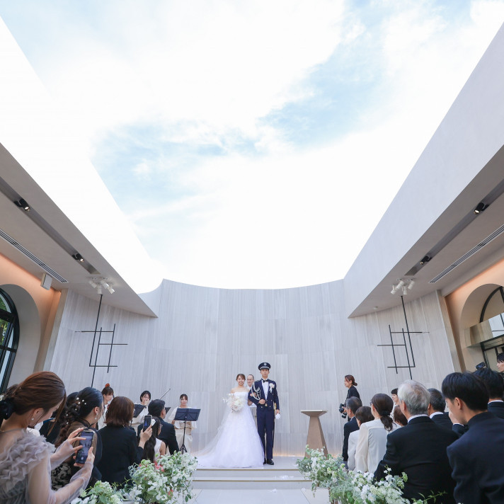 天井があいて青空が広がるのが綺麗です！