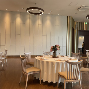 統一感や洗練された会場
暖かみのある雰囲気|774110さんのブリーズレイ・プライベートテラスの写真(2556129)